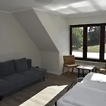 Maison d'hôtes Zur Schleuse Garni Am Elbe Luebeck - Kanal In 3*