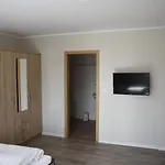 Maison d'hôtes Zur Schleuse Garni Am Elbe Luebeck - Kanal In Witzeeze