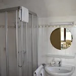 Casa de hóspedes Zur Schleuse Garni Am Elbe Luebeck - Kanal In Witzeeze