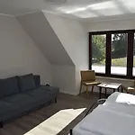 Casa de hóspedes Zur Schleuse Garni Am Elbe Luebeck - Kanal In Witzeeze