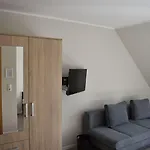 Zur Schleuse Garni Am Elbe Luebeck - Kanal In 3*