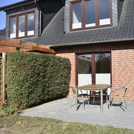 Gasthof Zur Schleuse Am Elbe Lübeck - Kanal In 3*