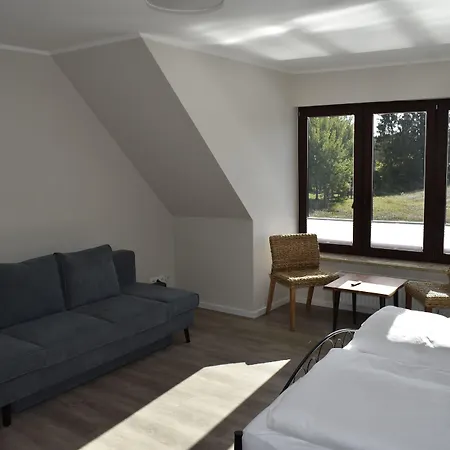 ゲストハウス Zur Schleuse Garni Am Elbe Luebeck - Kanal In Witzeeze