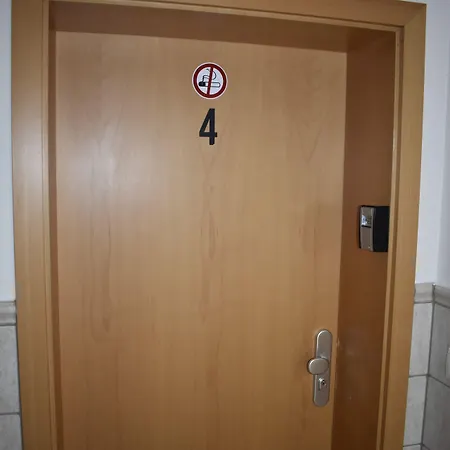 Zur Schleuse Am Elbe Lübeck - Kanal In 3* Witzeeze