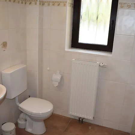 Zur Schleuse Garni Am Elbe Luebeck - Kanal In בית הארחה 3*